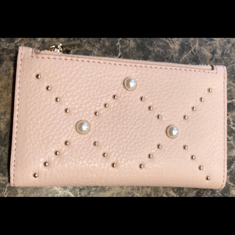 BRAND NEW: Never used Kate Spade wallet.